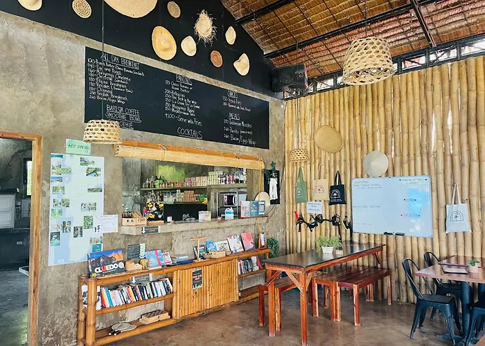 Hostel Maayong (adults Only)