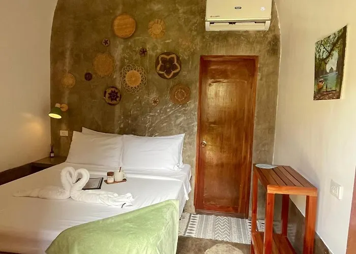Hostel Maayong (adults Only) *