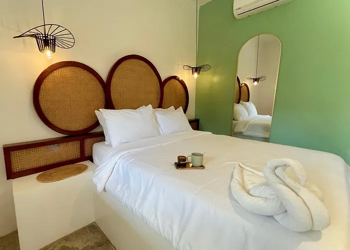 Hostel Maayong (adults Only)